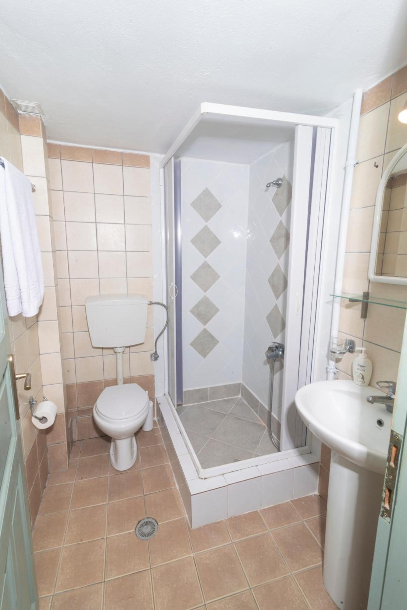 סקופלוס טאון Faros Coastal Apartments מראה חיצוני תמונה