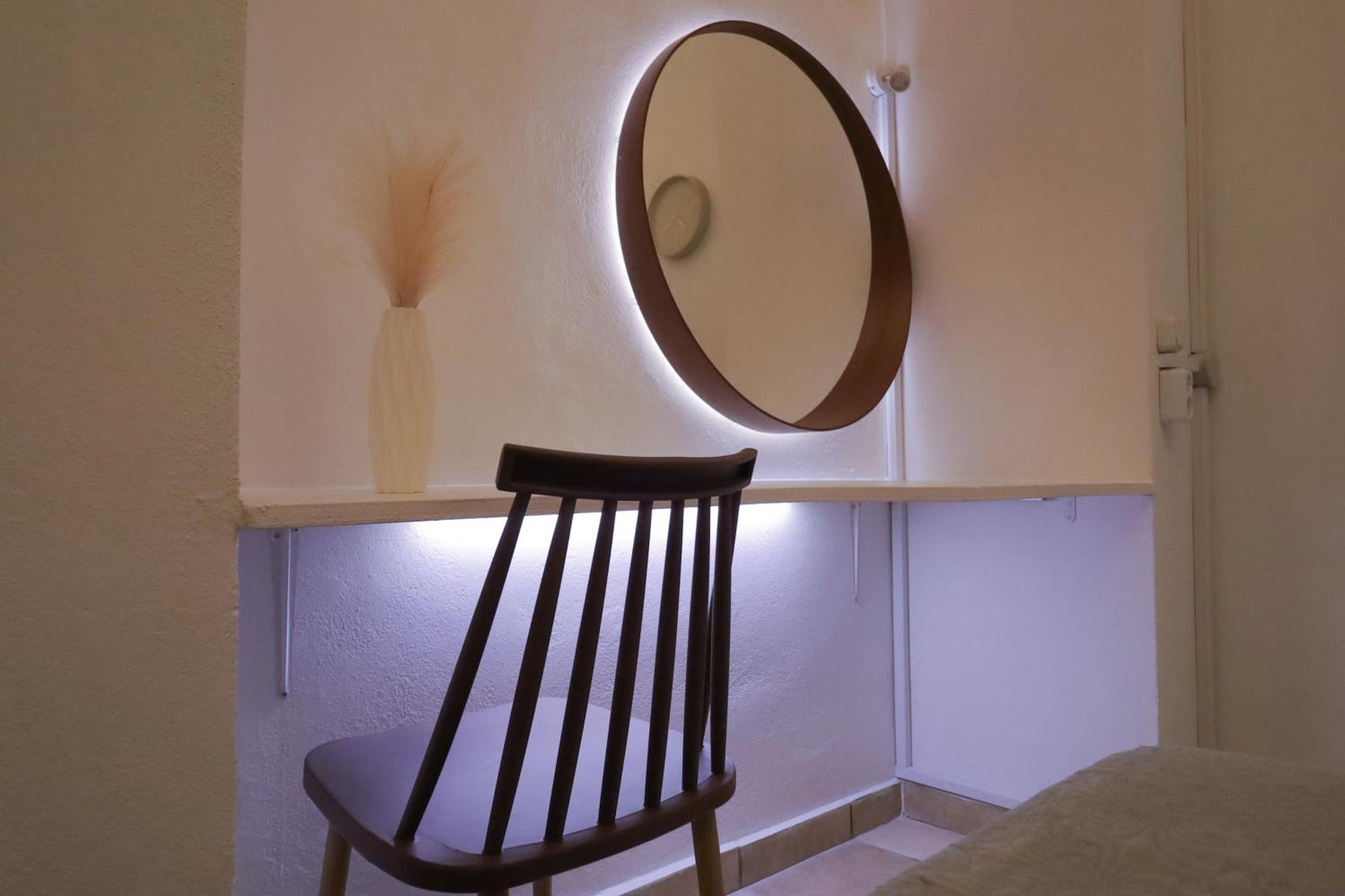 סקופלוס טאון Faros Coastal Apartments מראה חיצוני תמונה
